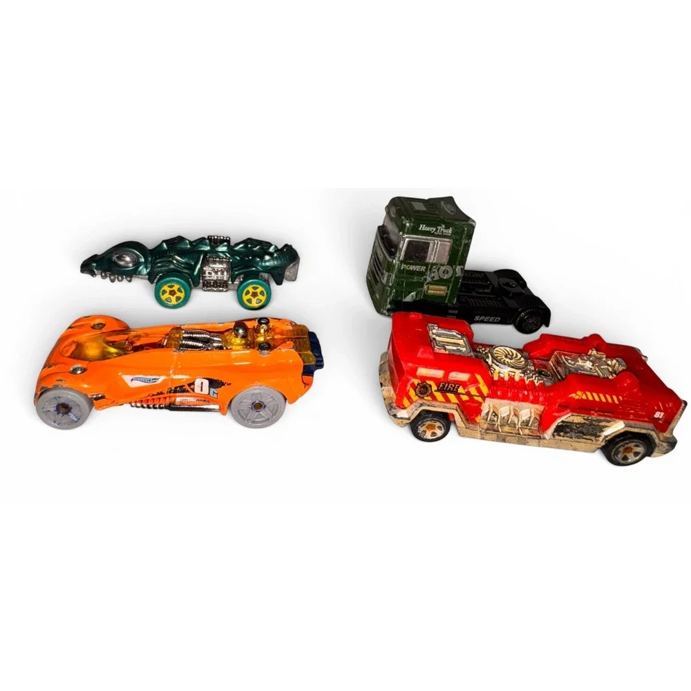 Hot Wheels Lot of 8 Diecast Cars Trucks Fantasy Castings Mixed Loose Mattel